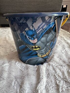 DC Batman Plastic Storage Pail in Blue and Yellow
